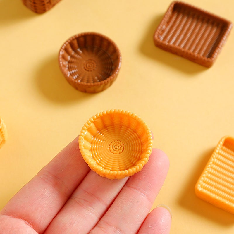 Three-Dimensional Simulation Mini Bread Basket Small Bamboo Basket Bread Tray Resin Accessories Diy Creative Miniature Food Play Ornaments - Image 3